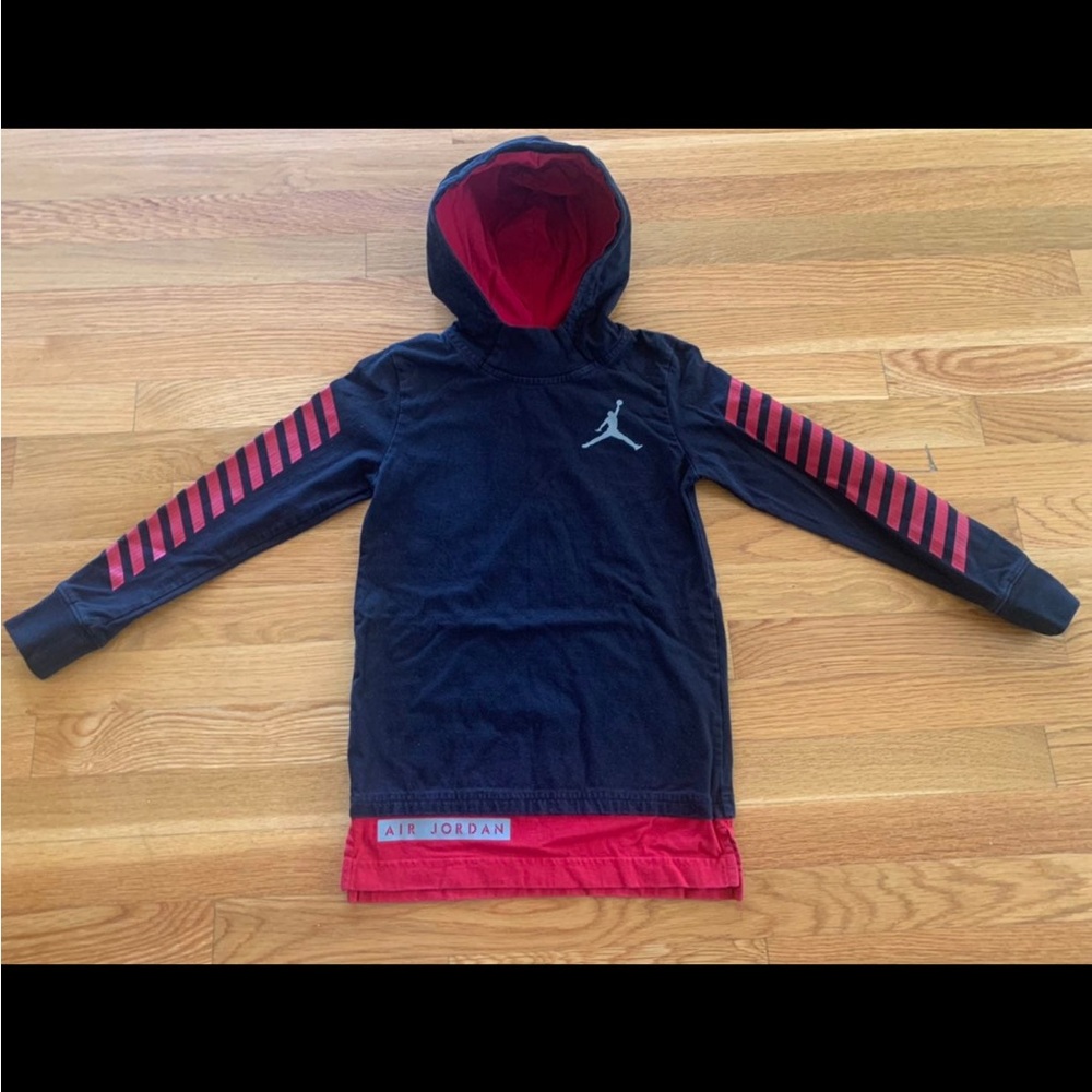 AIR JORDAN Kids Boys Long Sleeve Black Red Logo Hooded Top Shirt Sweater Size S